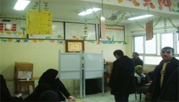 قاضي بالدقهلية يرفض مساعدة الأميين وكبار السن!