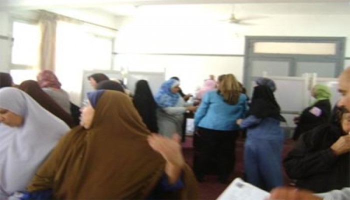 قاضية تعتدي على الناخبات بمدينة نصر وتمنعهن من التصويت