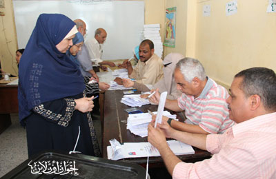 قاض يطرد مندوبًا لشفيق وجَّه الناخبين