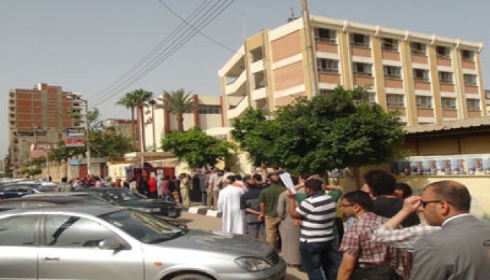 قاضٍ يوجه الناخبين لعدم اختيار د. مرسي بالدقهلية