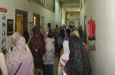 ناخبو مصر الجديدة يحتجون على تغيير اللجان