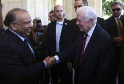 الكتاتني أثناء لقائه كارتر: مصر تمر بتجربة ديمقراطية غير مسبوقة