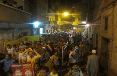 أسيوط.. الآلاف في مسيرة القوصية لدعم مرسي