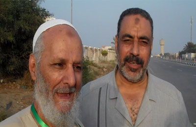 الرعيل الأول للإخوان يشاركون في سلسلة دعم مرسي ببورسعيد