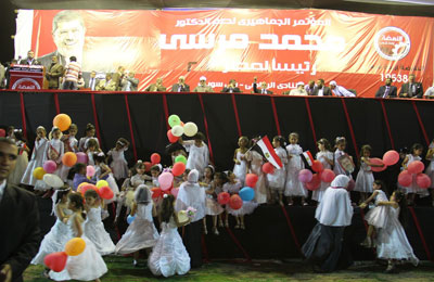 الكابتن ربيع ياسين: د. مرسي سيعيد لمصر هيبتها وكرامتها