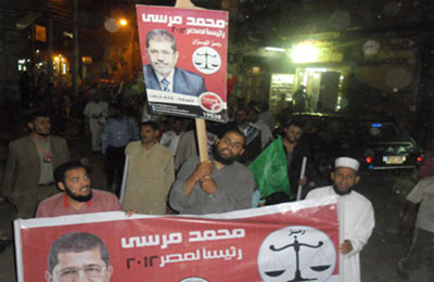 أسيوط.. مسيرة لدعم مرسي بديروط