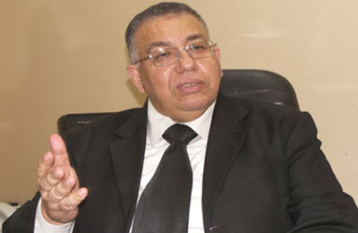 نقيب الأشراف يطالب برئيس يجمع شمل المصريين