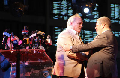 د. عبد الله الأشعل: انتخاب د. مرسي رئيسًا ينقذ مصر من الفلول