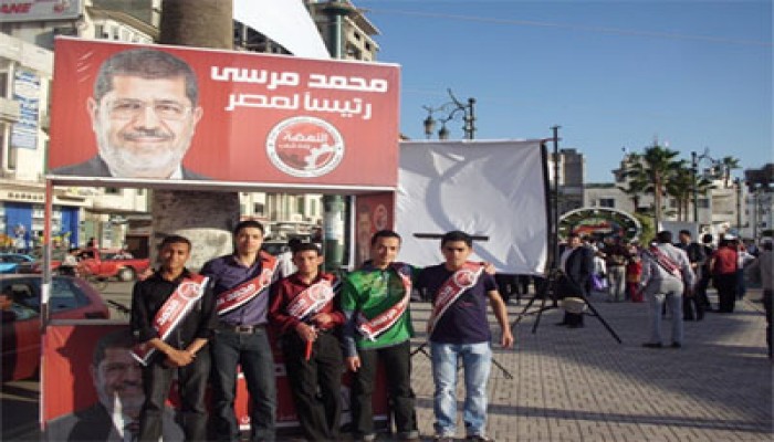 12 شاشة عرض بدمياط لعرض مؤتمر "مرسي"