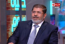 د. مرسي: إعادة شفيق صدمت المصريين.. والدستور خيار الشعب