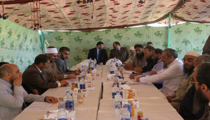 مرسي يلتقي شيوخ الدعوة السلفية بالإسكندرية