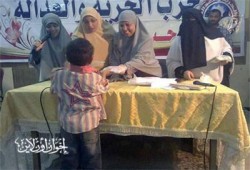 الفيوم.. أمانة المرأة بـ"الحرية والعدالة" تكرِّم 30 أمًّا معيلة و50 يتيمًا