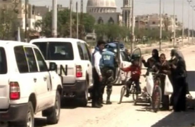 25 شهيدًا بسوريا وبعثة المراقبة الدوليّة تصل حمص