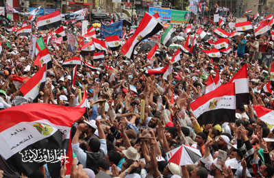 الشارع المصري: هناك مؤامرة ضد المرشحين الإسلاميين