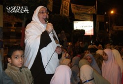 د. عبير المنشاوي: مرسي يمتلك مشروعًا يقدس حق المرأة