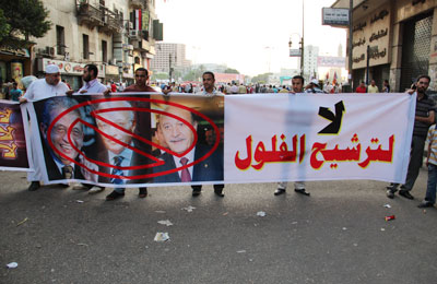 صحف عالمية: مصر تتأهب لإسقاط الفلول