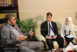 الشاطر يبدأ سلسلة من اللقاءات الإعلامية والصحفية