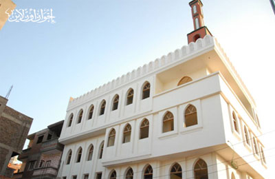 أهالي "كفر الترعة": الشاطر حبيب قلبنا