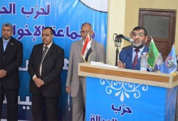 إخوان السويس يبايعون الشاطر رئيسًا