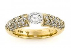 85 ألف جنيه تكلفة خطبتي الفاشلة.. هل أعود؟!!