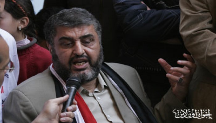 مواطن سويسي يحرر توكيلاً للشاطر قبل إعلان ترشحه!