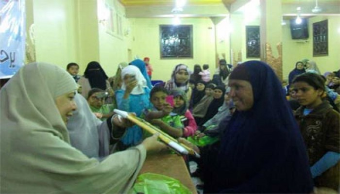 "الحرية والعدالة" يكرِّم الأمهات المثاليات بالفيوم