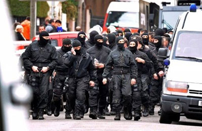 الشرطة الفرنسية تعتقل 20 مسلمًا في تولوز