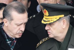 محاكمة رئيس أركان الجيش التركي السابق