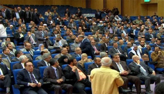 بدء التصويت لاختيار أعضاء تأسيسية الدستور