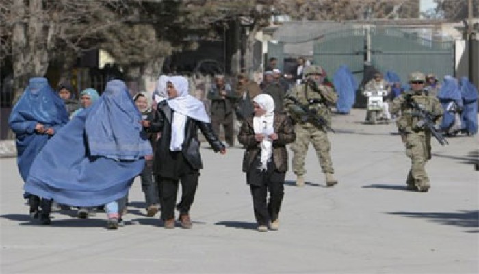 مريم حكمتيار: النساء الأفغانيات ضحايا انعدام الأمن في ظل الاحتلال