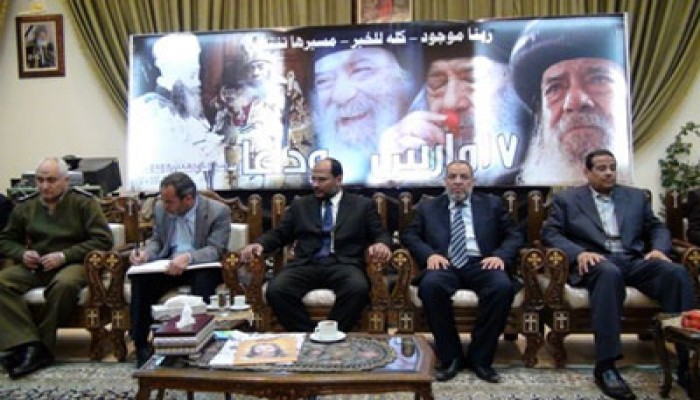 "الحرية والعدالة" بالفيوم يعزي في وفاة البابا شنودة