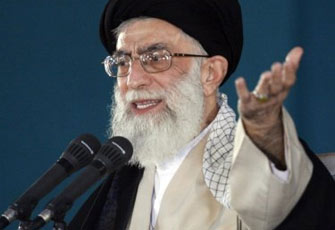 إيران تهدد بالهجوم دفاعًا عن النفس