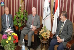 د. مرسي: فلسطين في القلب والمصالحة مطلب وطني