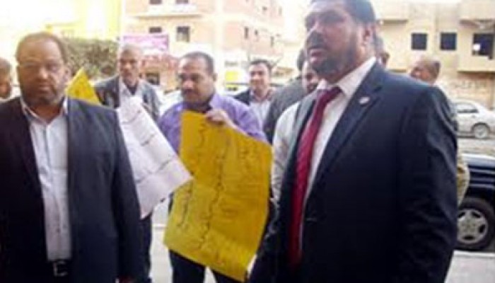 اقتحام مقر الحرية والعدالة بالعاشر من رمضان وسرقته