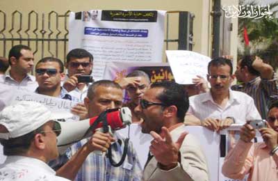 جبهة لحماية الأسرة بتطبيق الشريعة بعيدًا عن مجلس "الفلول"