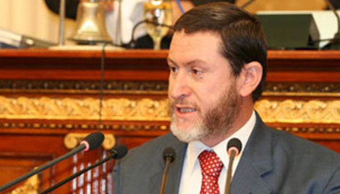 د. فريد إسماعيل: جادُّون في سحب الثقة من الحكومة