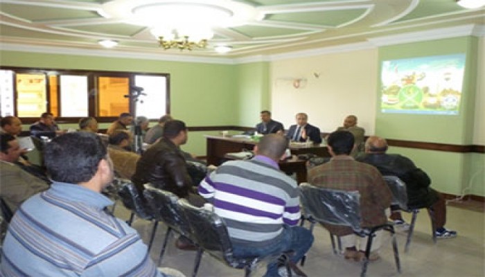 اقتصادية "الحرية والعدالة" تجتمع برجال الأعمال في دمياط