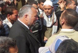 النائب سلطان يناقش مشكلات 4 قرى بمركز المنيا