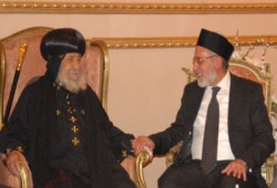 المرشد العام يزور البابا شنودة