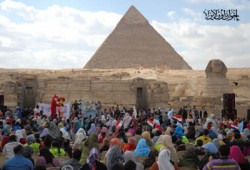 مهرجان سياحي لـ"الحرية والعدالة" بالأهرامات