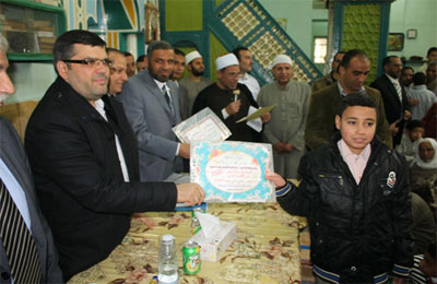 حجاج يُكرِّم حفظة القرآن بحضور محافظ المنوفية