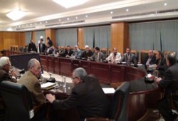 نواب الفيوم يناقشون مشاكل المواطنين مع المحافظ