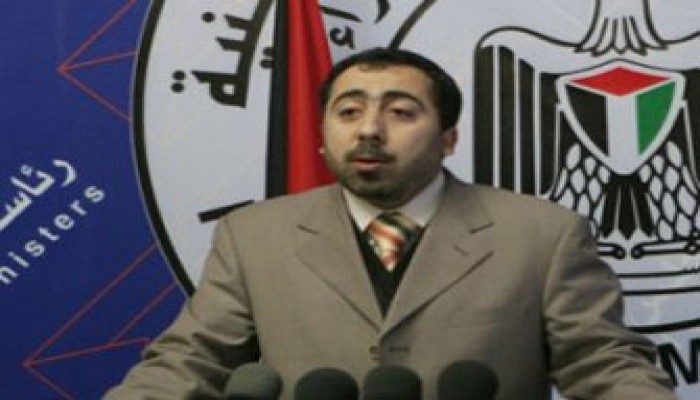 اتفاق فلسطيني مصري على مد غزة بالكهرباء‎