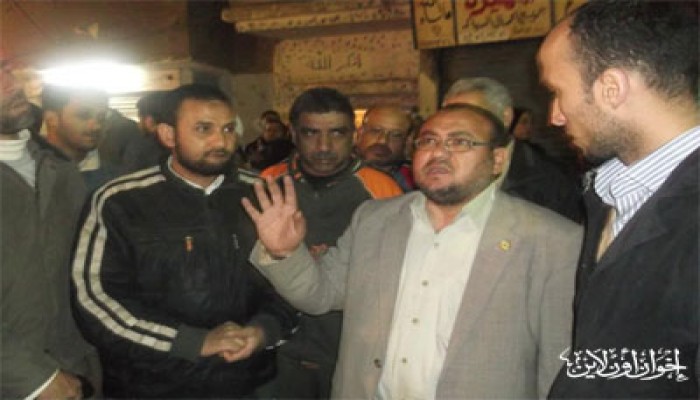 رمضان عمر يتفقد موقع حريق بالبساتين و3 لجان للإغاثة