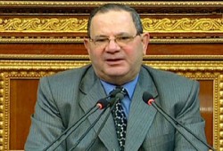 وزير الزراعة: السماد سيصل مدعومًا إلى المزارع مباشرة