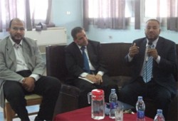 نائب "الحرية والعدالة" لشباب الفيوم: صفقتنا مع الشعب