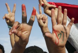 وزراء الخارجية العرب يهددون بتسليح ثوار سوريا