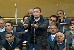 "الأهرام" تحسم الجدل البرلماني وتكشف "أبو حامد"