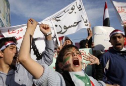 تقرير: نجاح الثورات العربية أعاد الروح إلى قلب الأمة الإسلامية