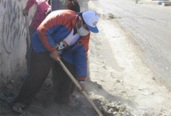 "الحرية والعدالة" ينظم حملةً لتنظيف طريق "الخانكة- المرج"